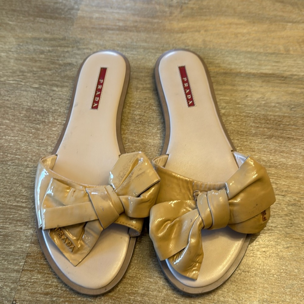 Prada Bow Sandal (size IT 38.5)
